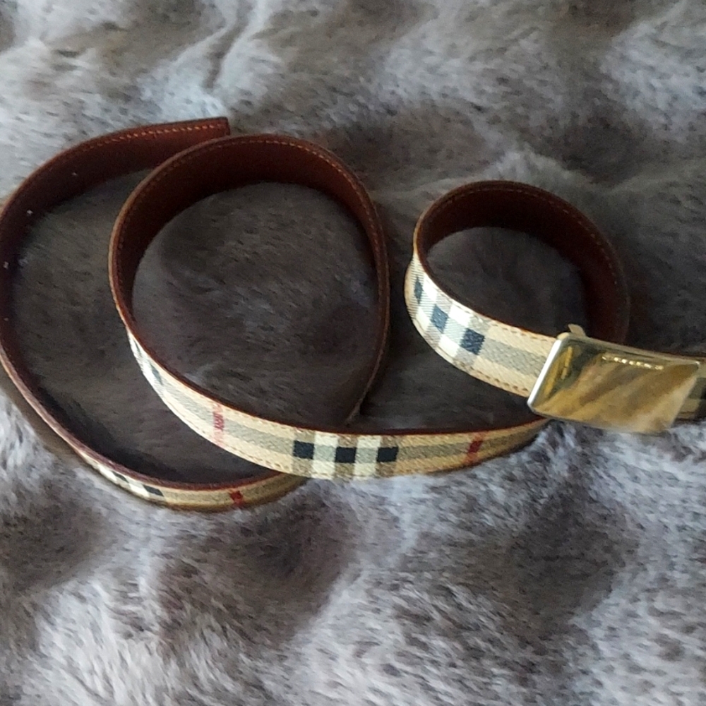 Burberry belt